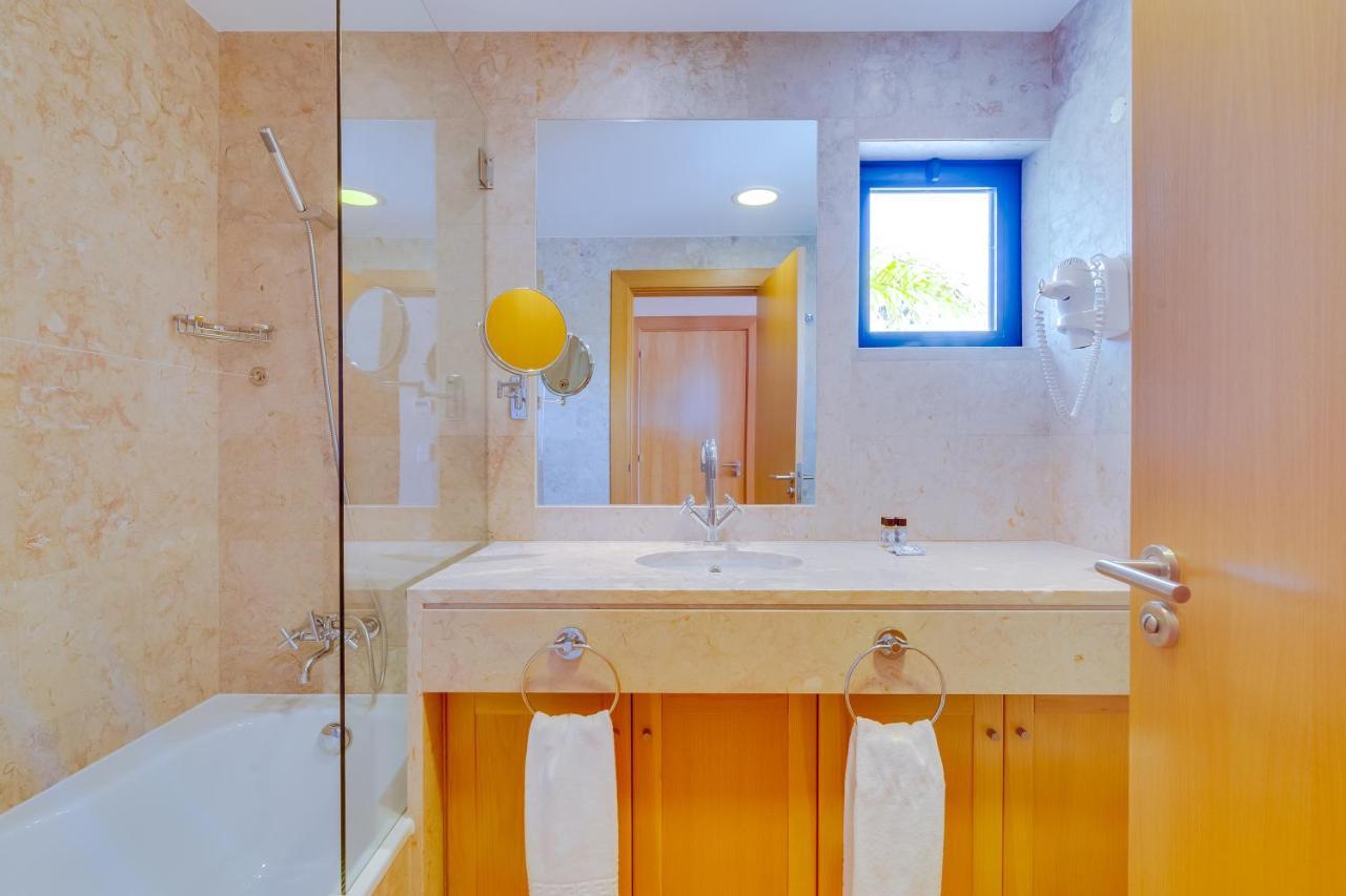 Al - Apartamento Vila Sol F5 D วิลาโมรา ภายนอก รูปภาพ